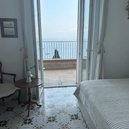 La Grande Bellezza וילה קאפרי