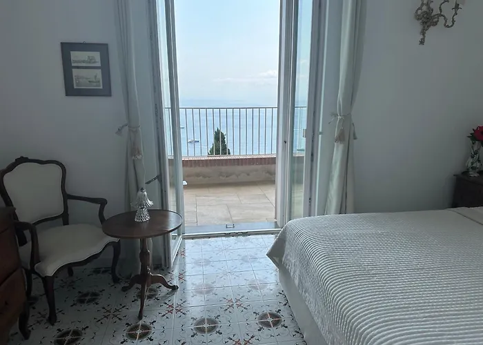 La Grande Bellezza Βίλα Κάπρι